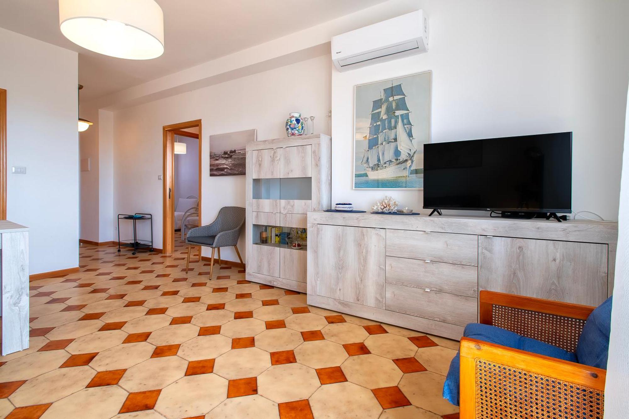 A Glance At The Sea Apartment
