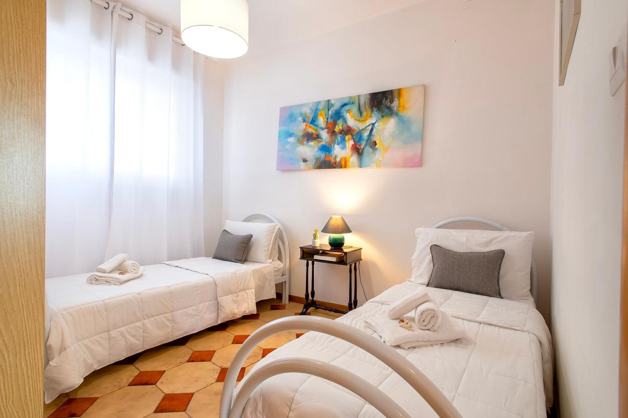 A Glance At The Sea Apartment